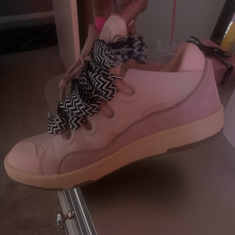 Pink lanvins
